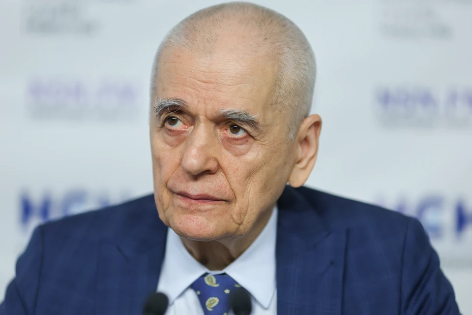 Заместитель президента Российской академии образования Геннадий Онищенко