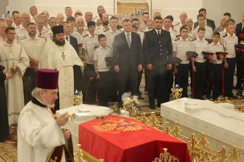 Встреча состоялась в Патриаршем Вознесенском войсковом всеказачьем соборе в Новочеркасске. Подпись: пресс-служба губернатора Ростовской области