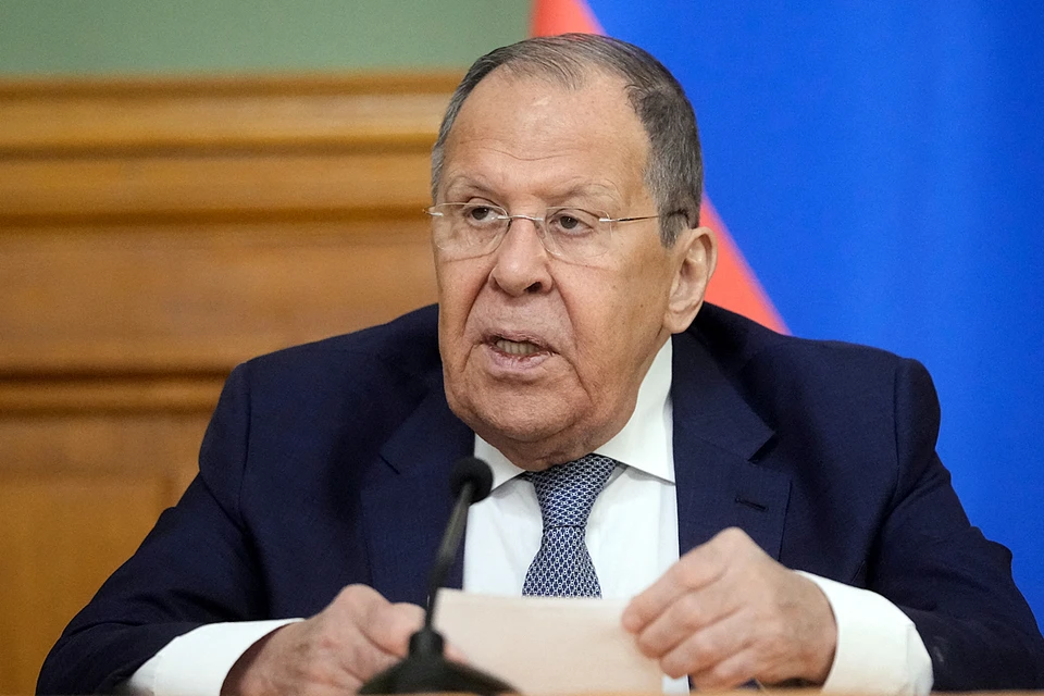 Сергей Викторович Лавров сегодня еще раз показал, профессионалами какого высокого класса являются работающие в МИД России дипломаты