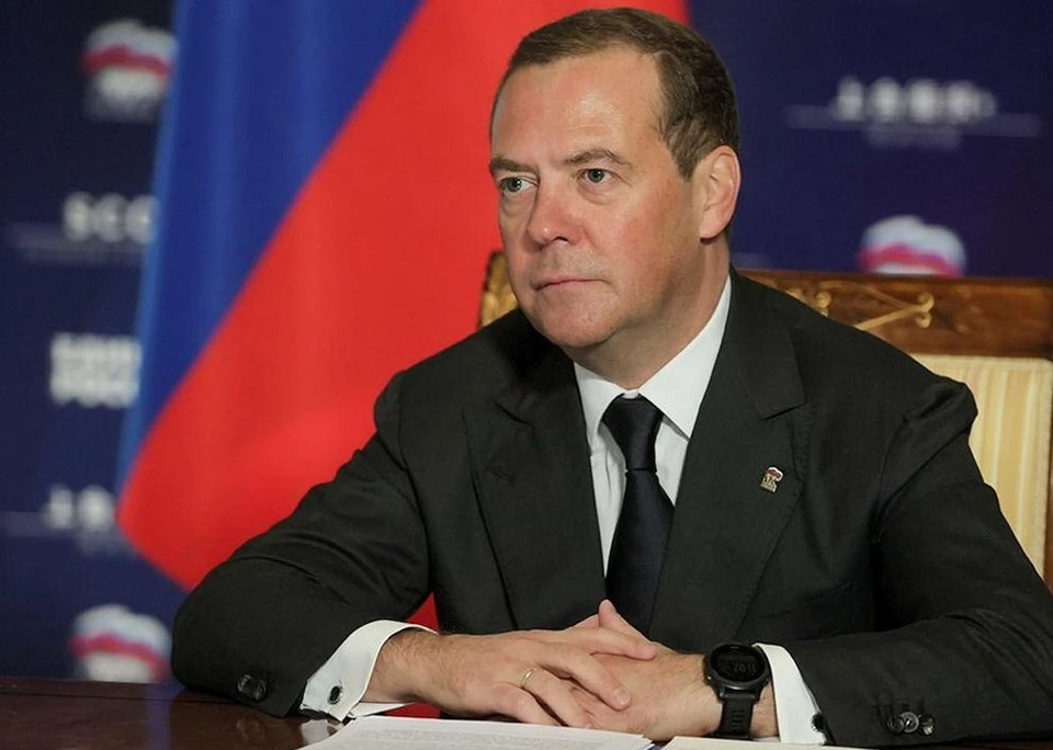 Медведев: Россия не приемлет ввод войск НАТО на Украину под видом миротворцев