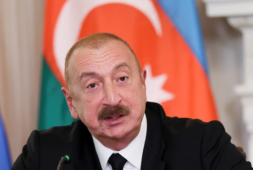 Алиев призвал Азербайджан быть готовым к войне