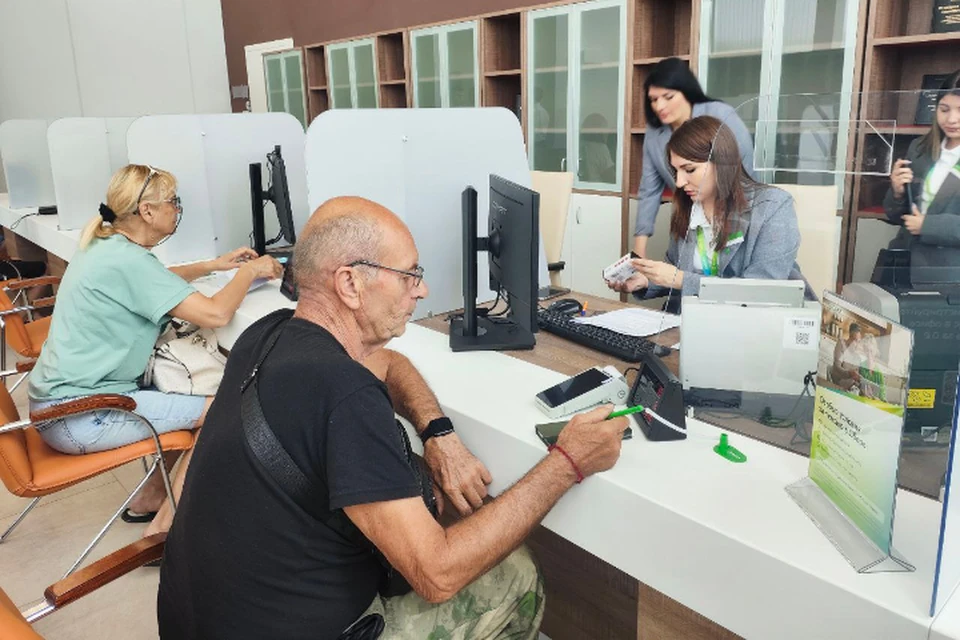 В Луганске прошел обучающий семинар по работе с цифровыми сервисами для пенсионеров