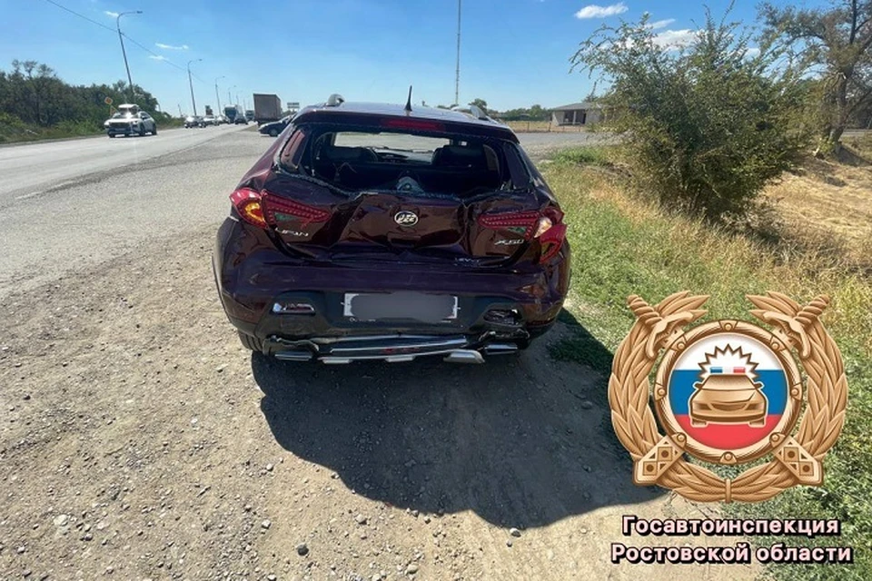 Авария произошла днем в среду. Фото: управление Госавтоинспекции России по Ростовской области