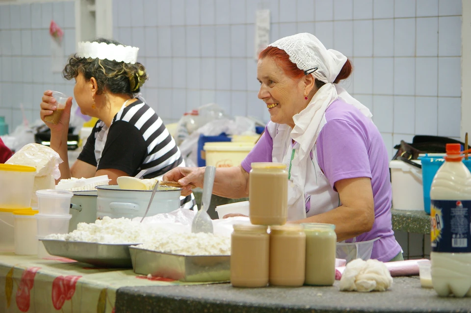 Самое дешевое сливочное масло продают в Миллерово.