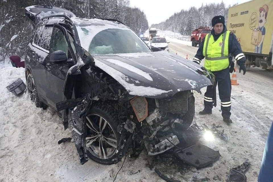 В аварии погибли два человека.