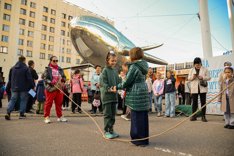 День знаний юные мурманчане встречали не только за партой. Фото: администрация Мурманска