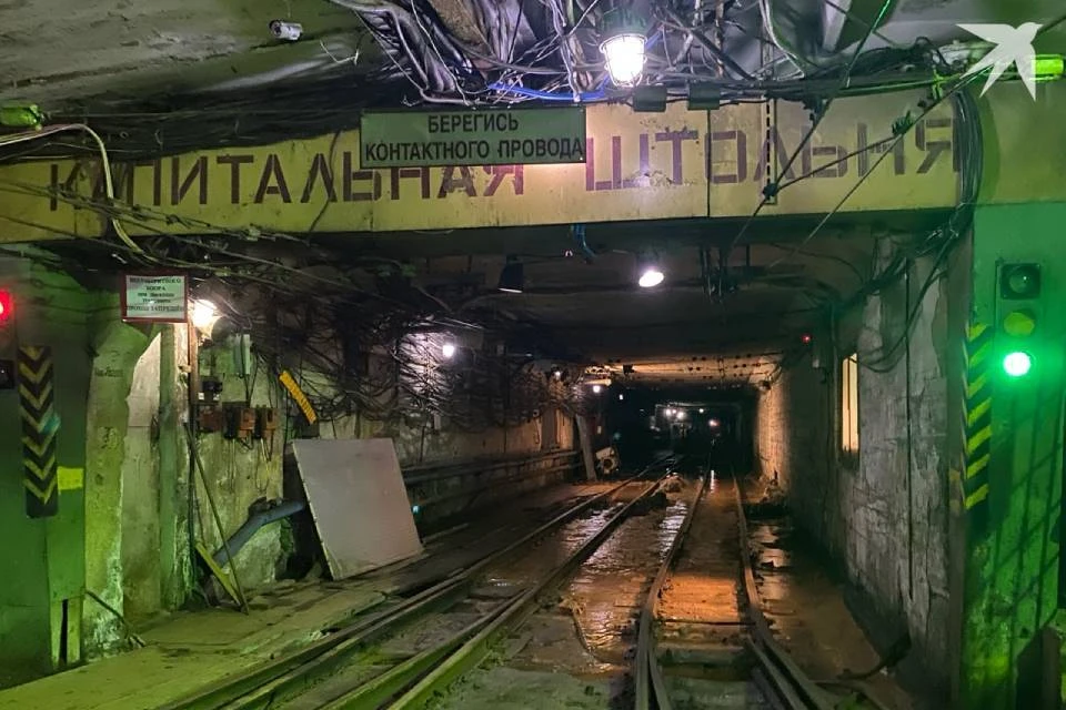 Съемки проходят прямо в шахте.