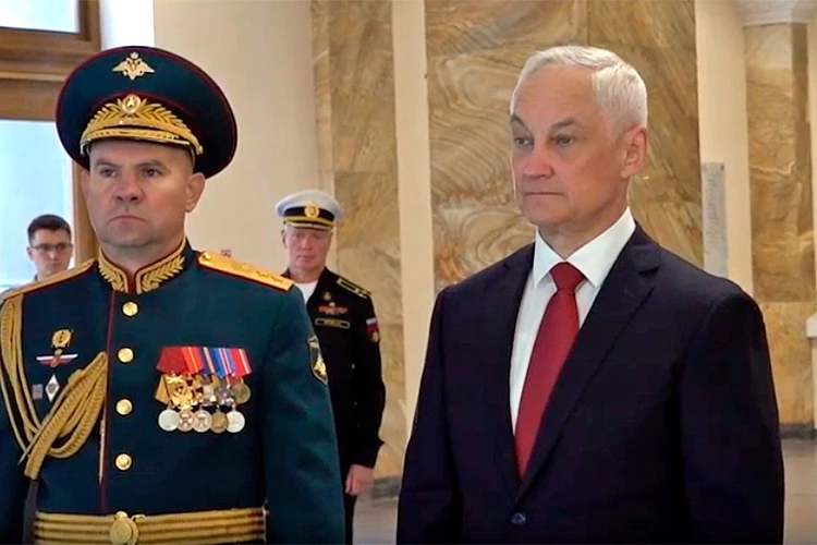 Андрей Белоусов привел к Военной присяге будущих офицеров связи