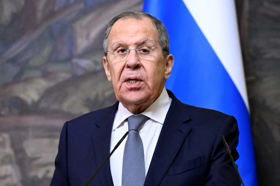 Лавров: Призывы ЕС к отказу от энергоресурсов РФ вредят экономике ее партнеров