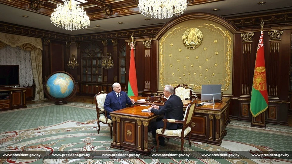 По убеждению президента Беларуси, все командировки белорусских чиновников за рубеж должны быть результативными, в том числе и в плане экономики. Фото: president.gov.by