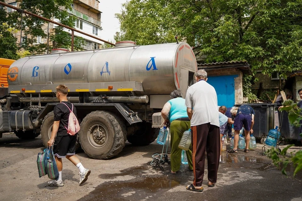 На одну машину приходится по два-три водителя. Фото (архив): ТГ/Макаров