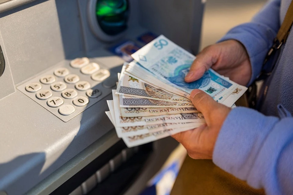 МВД Польши будет регулярно проверять украинцев на трудоустройство