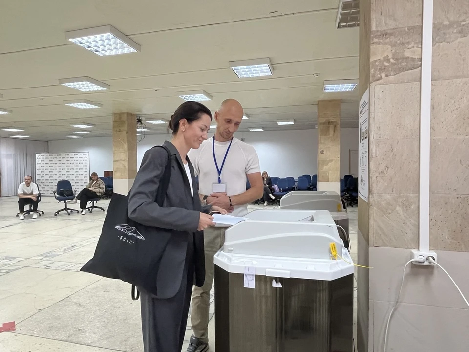 Почти 200 тысяч избирателей Ростовской области проголосовали онлайн на выборах губернатора.