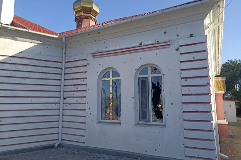 Боевики ВСу сбросили бомбу на храм в Брилевке. Фото: тг-канал Руслана Хоменко