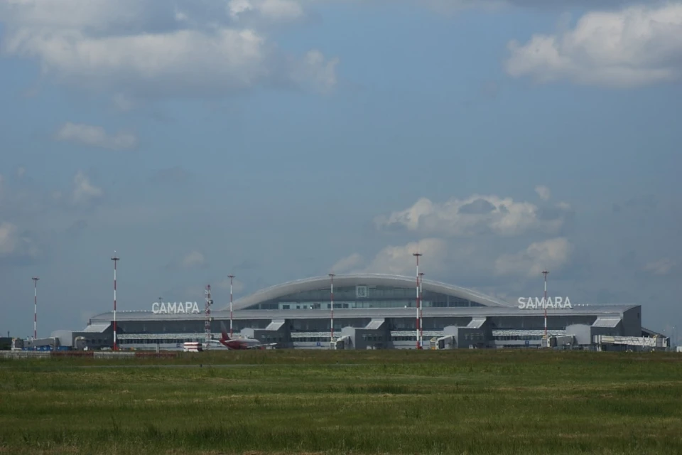 Игроки были вынуждены ждать открытия самарской воздушной гавани.