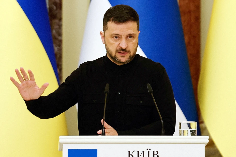 Hесколько депутатов из числа «Слуг народа» подтвердили украинским журналистам, что ни о каких уступках Зеленский не говорил и даже не намекал