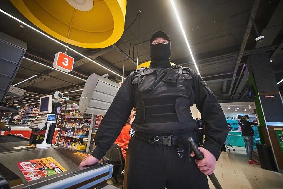 Мужчина устроил разборки в магазине из-за старого конфликта. Фото: «ГВАДИЯ»