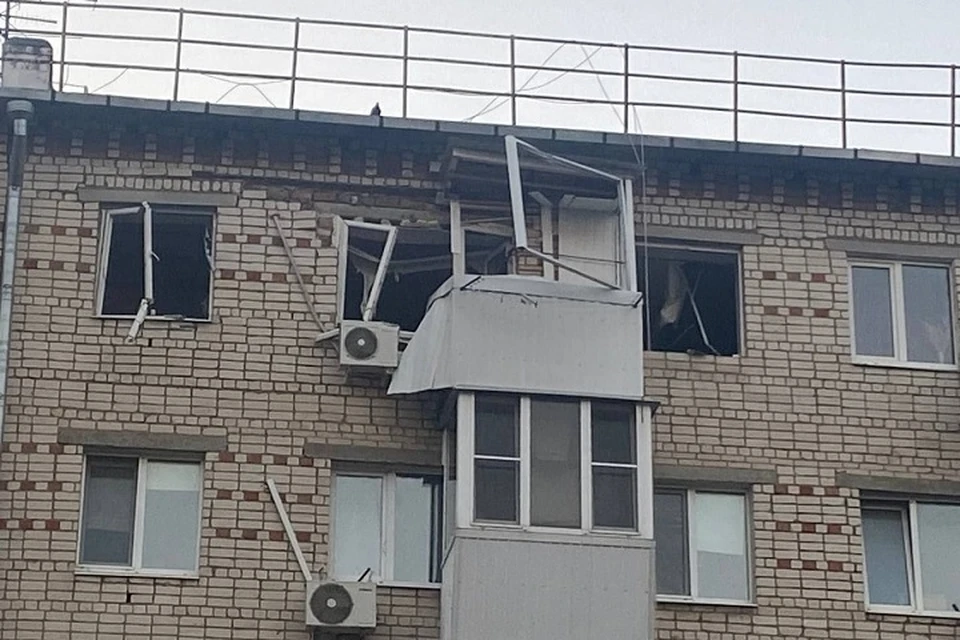 Хлопок газовоздушной смеси произошел в квартире на пятом этаже дома.