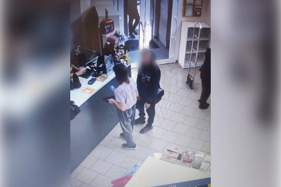 По записи камеры удалось найти вора, присвоившего кошелек. Фото: ГУ МВД России по Запорожской области