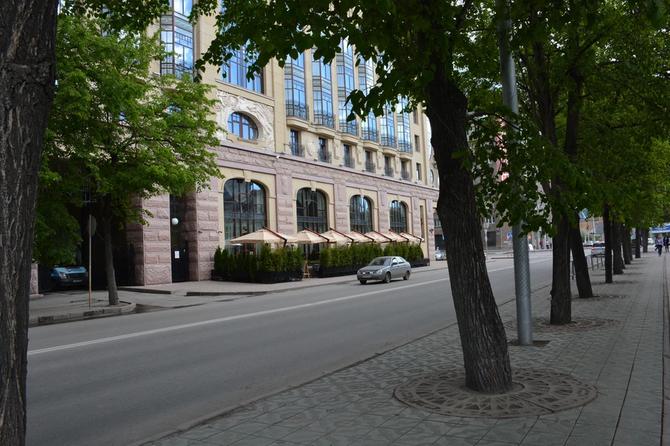 Стрельба произошла в отеле.