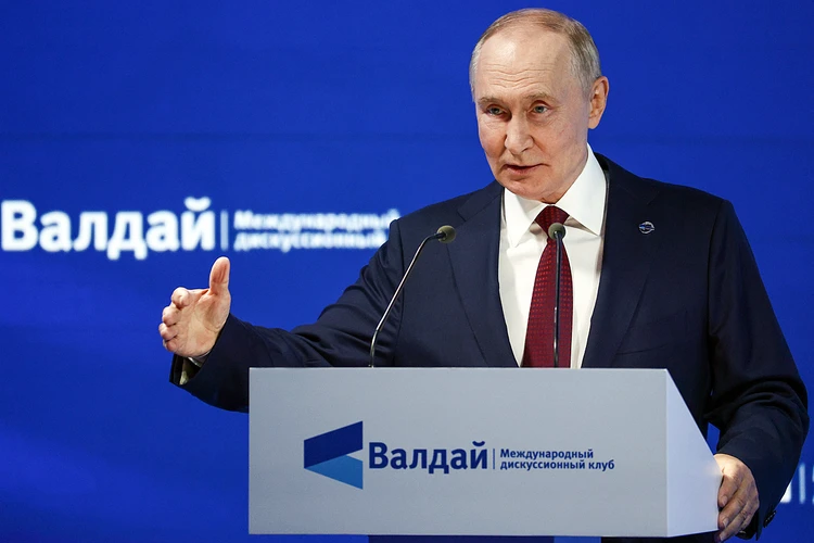 Владимир Путин подал Европе и Трампу важные сигналы: главные заявления президента на форуме "Валдай"