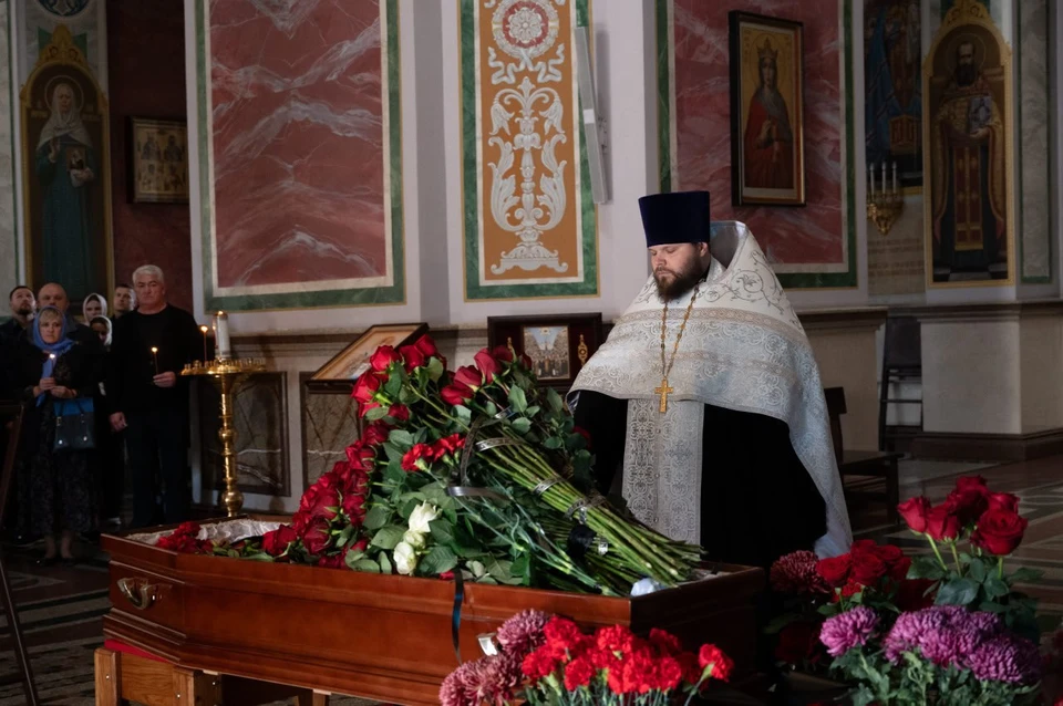 В Симферополе простились с погибшим главой совета депутатов Новой Каховки. Фото: Владимир Сальдо/Tg