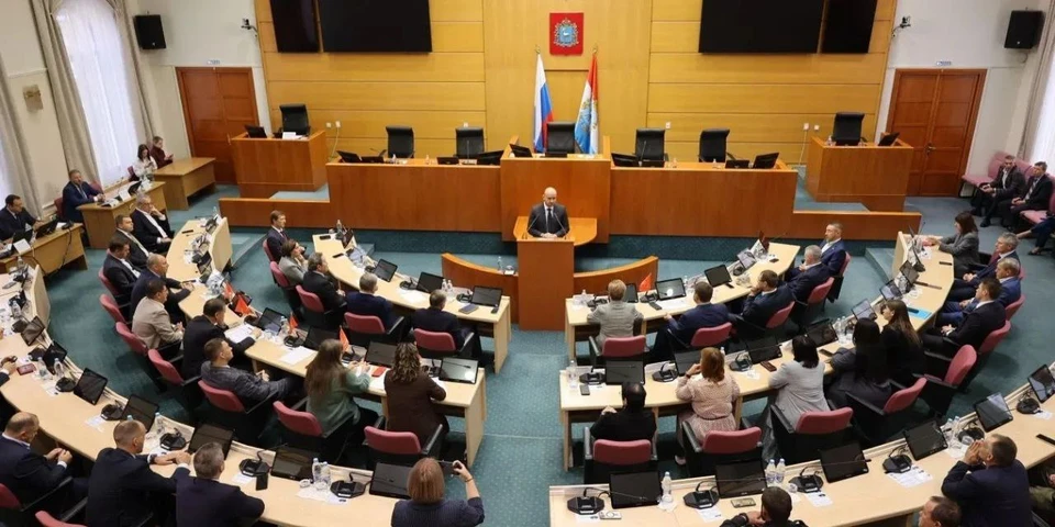 Согласовывать изменения в работе правительства с депутатами необязательно, но губернатор посчитал, что так будет правильно. Фото: пресс-служба правительства Самарской области