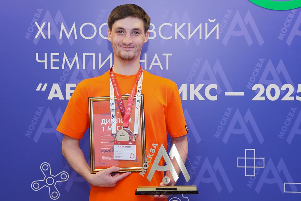 Сейчас Сергей учится на инструктора беспилотных летательных аппаратов. Фото: ДТСЗН