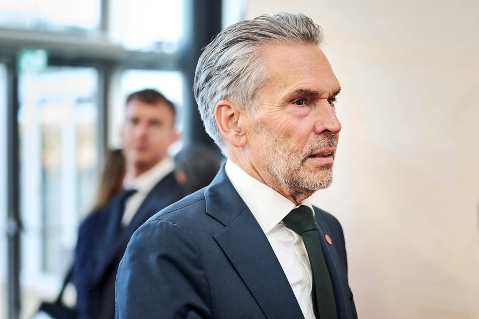 Премьер Нидерландов Дик Схоф прибыл в Киев