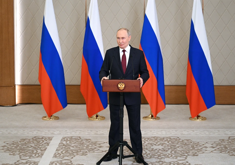Владимир Путин прибыл с визитом в Таджикистан