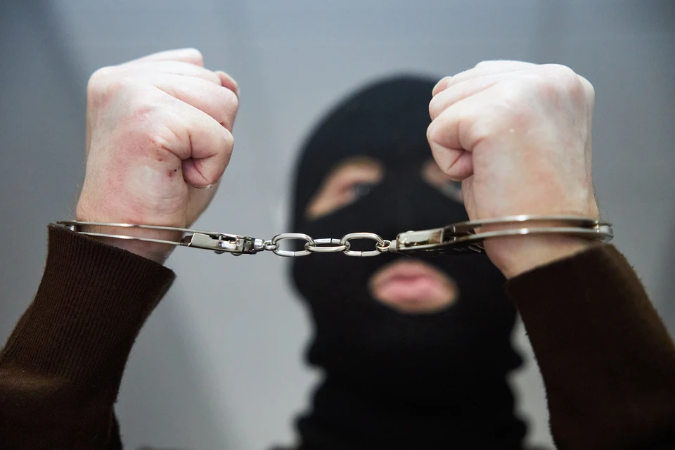 В Крыму спустя десятилетие нашли преступника, напавшего на заправку.