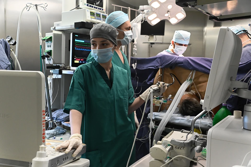 Новейшее оборудование позволяет точно ставить диагноз и проводить самые сложные операции.