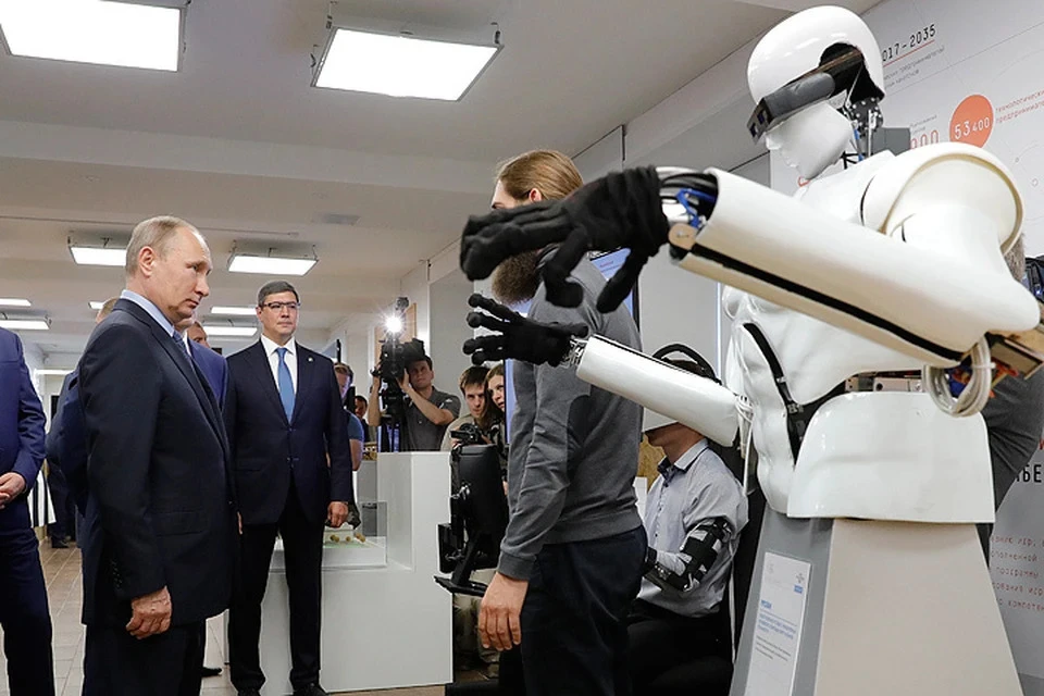 Алиханов: На развитие робототехники выделят около 43 млрд рублей до 2028 года Фото: Михаил Метцель/ТАСС