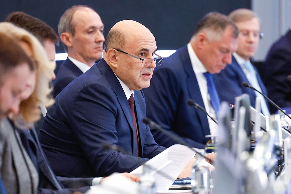 Михаил Мишустин на стратегической сессии "О реализации макроэкономической политики для устойчивого роста, снижения бедности и доходного неравенства" в Координационном центре правительства РФ. Фото Дмитрий Астахов/POOL/ТАСС