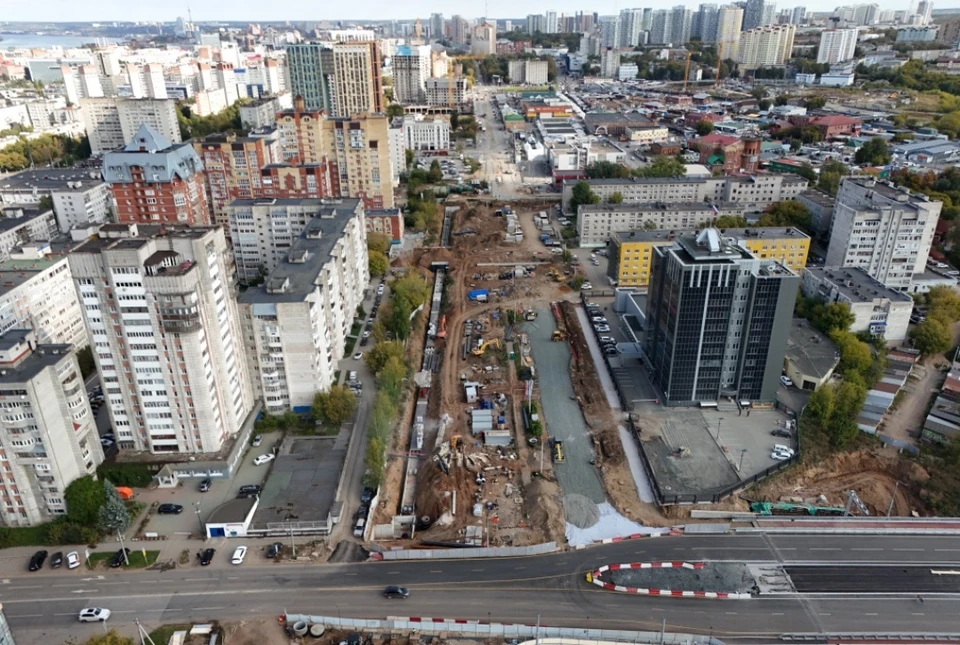 В конце августа открыли движение по новому участку улицы Крисанова. Сейчас завершаются работы на улице Пушкина. Фото: permkrai.ru
