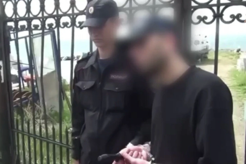 В Иркутске мужчину осудят за убийство 16-летней давности.