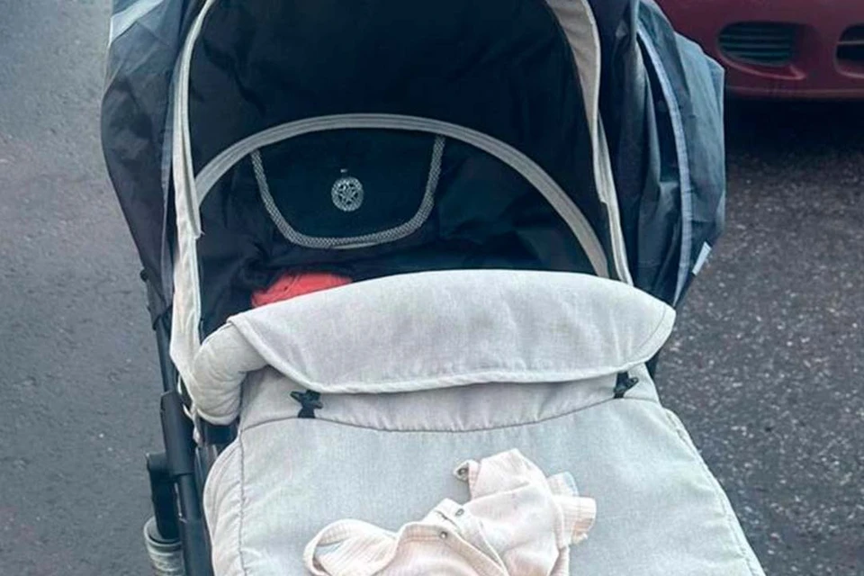 Девочку обнаружили у мусорных баков. Фото: СУ СК России по Петербургу