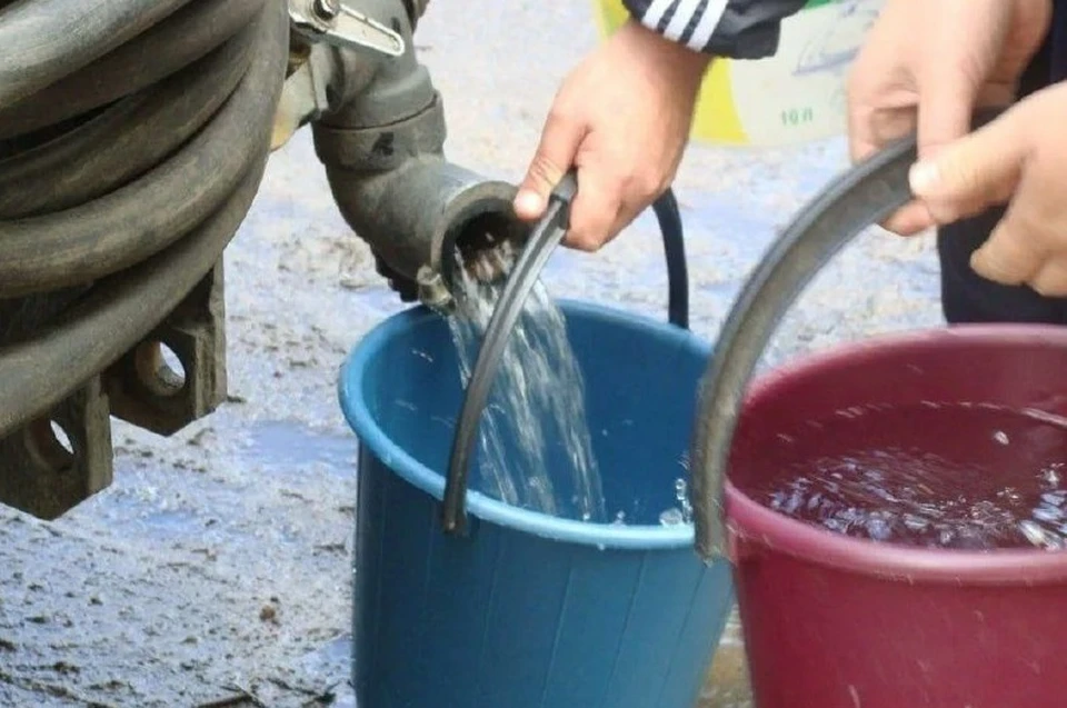 Жители освобожденных поселений получают воду из альтернативных источников. Фото (архив): ТГ/Пушилин