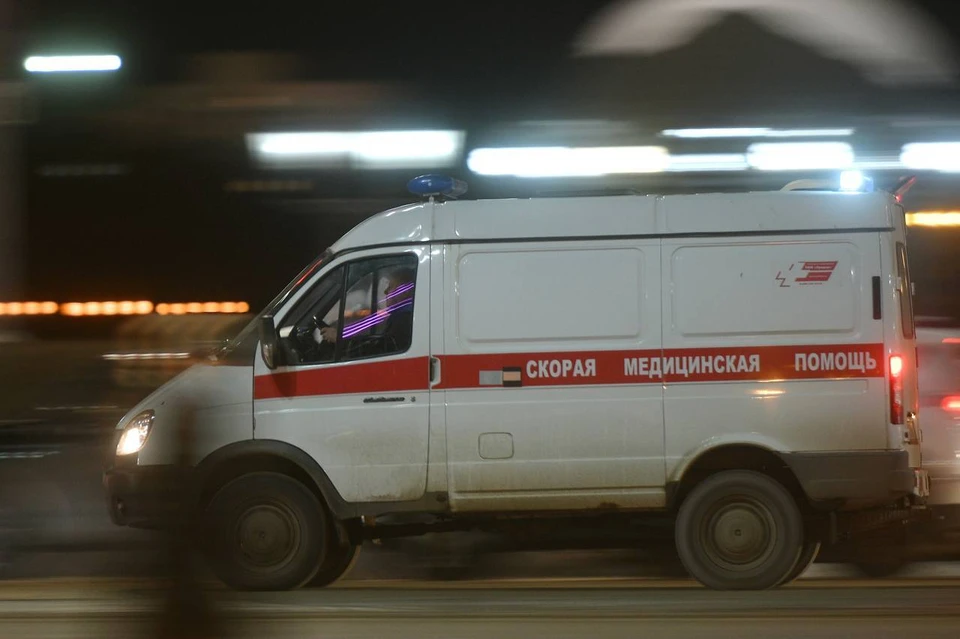 Сибиряк пожаловался на соседа, который довел до больницы ребенка.