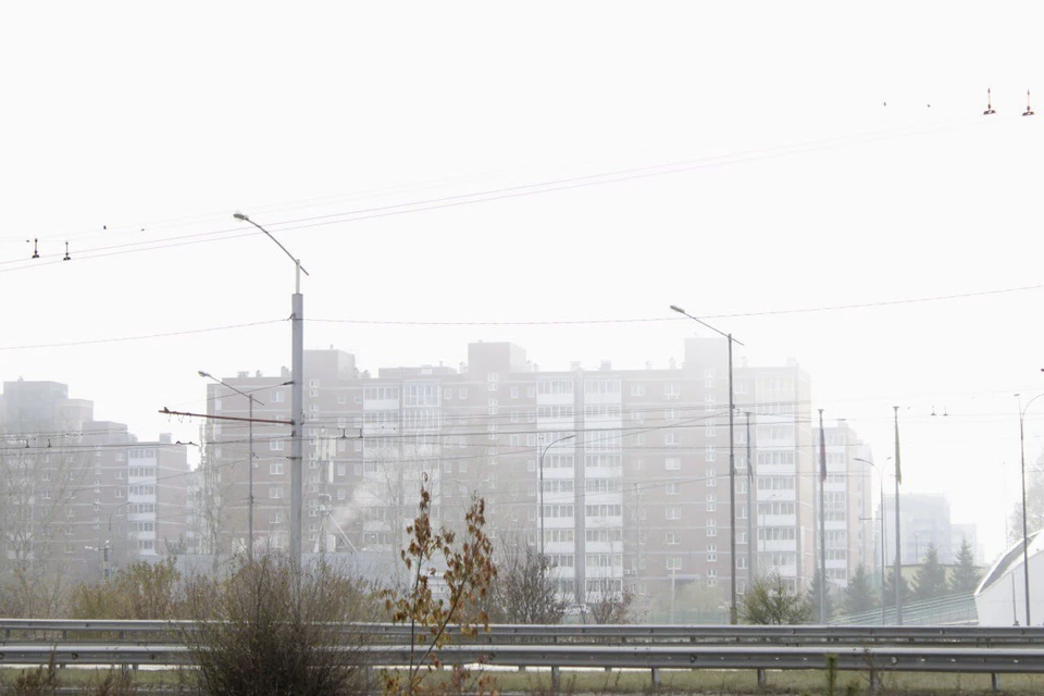 Густой туман окутал Иркутск утром 21 октября. Фото: Татьяна Худякова.