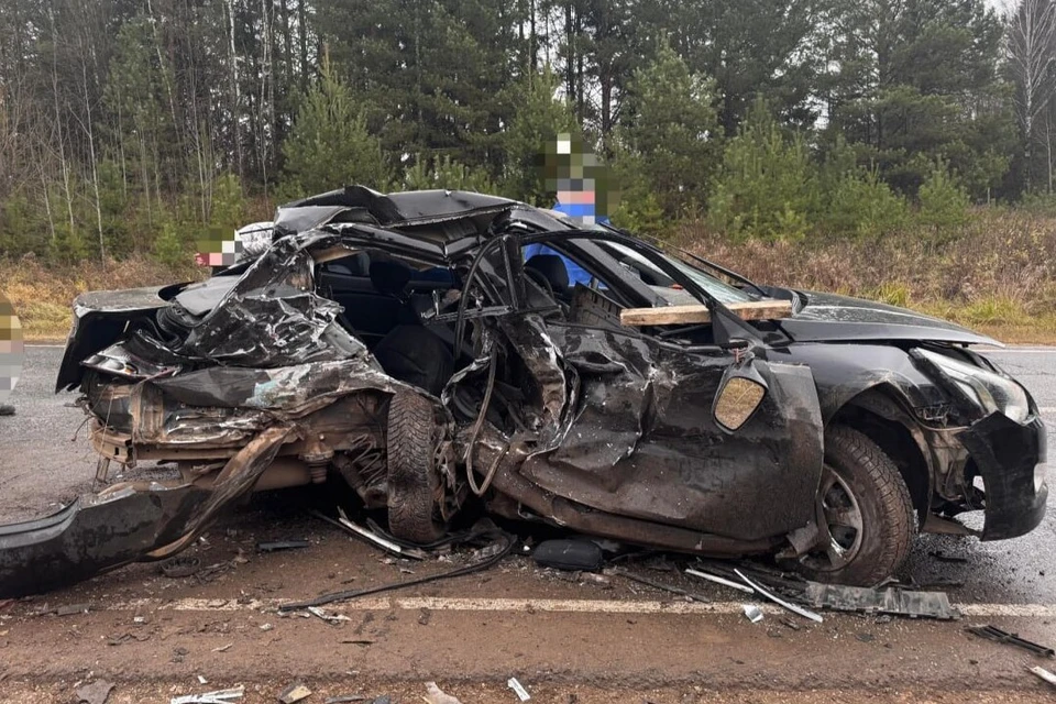 Молодого бесправника увезли в больницу. Фото: Госавтоинспекция Удмуртии