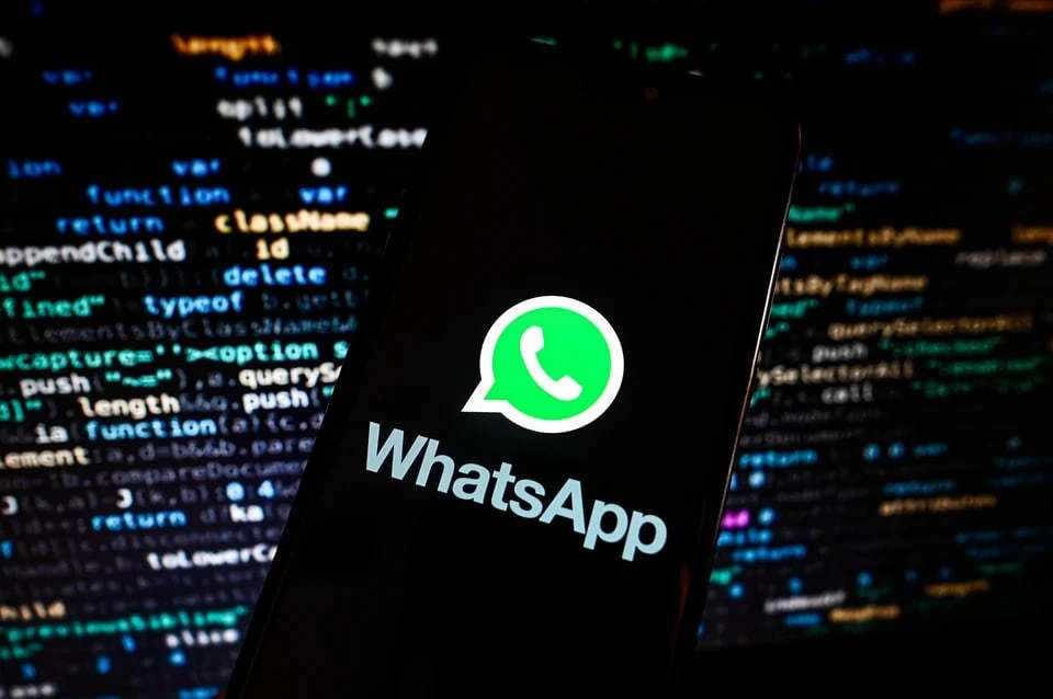 Пользователи сообщили о сбое в работе WhatsApp* 22 октября