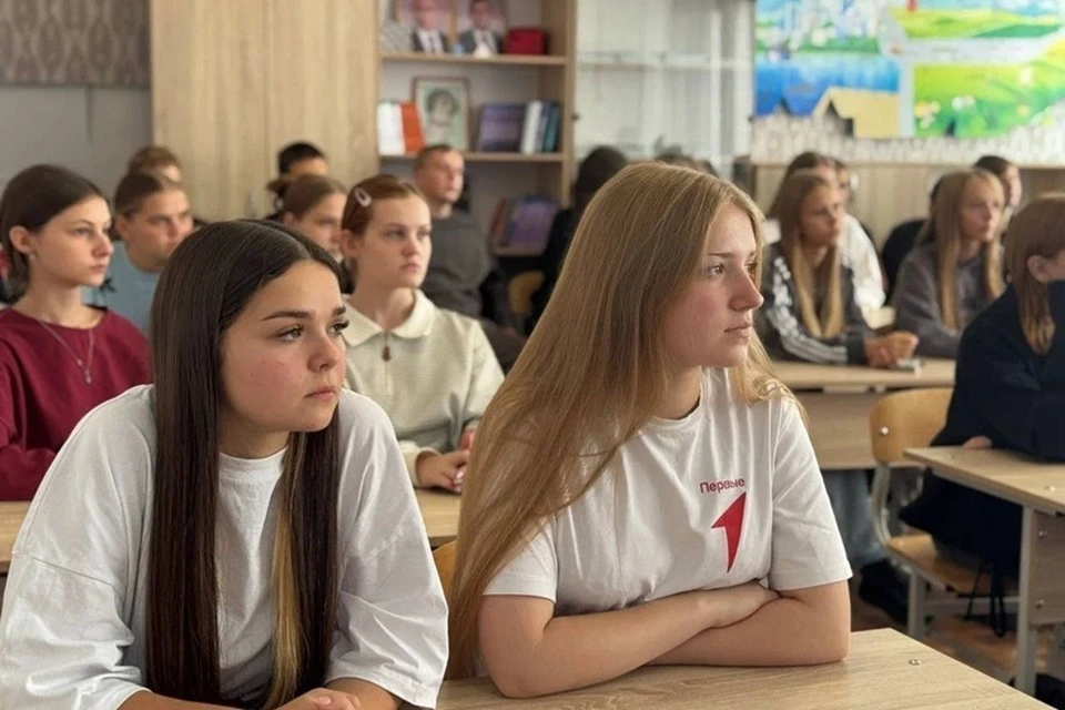 Около 1500 школьников Мариуполя состоят в «Движении Первых». Фото (архив): «Движение первых» ДНР