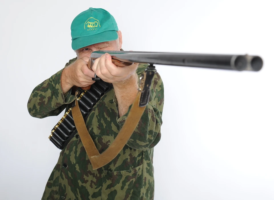 71-летний пенсионер выстрелил из самодельного оружия ульяновцу в спину