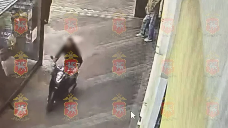 Фото: кадр с камеры видеонаблюдения/МВД Крыма