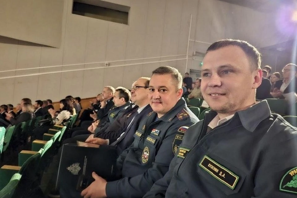 Лучших сотрудников поощрили и предоставили к награде. Фото: Департамент информационной политики Свердловской области