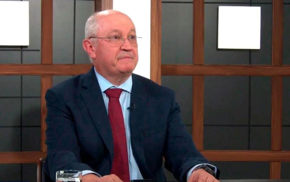 Президент выбрала в премьеры человека со стороны - Александра Мунтяну. Фото: соцсети