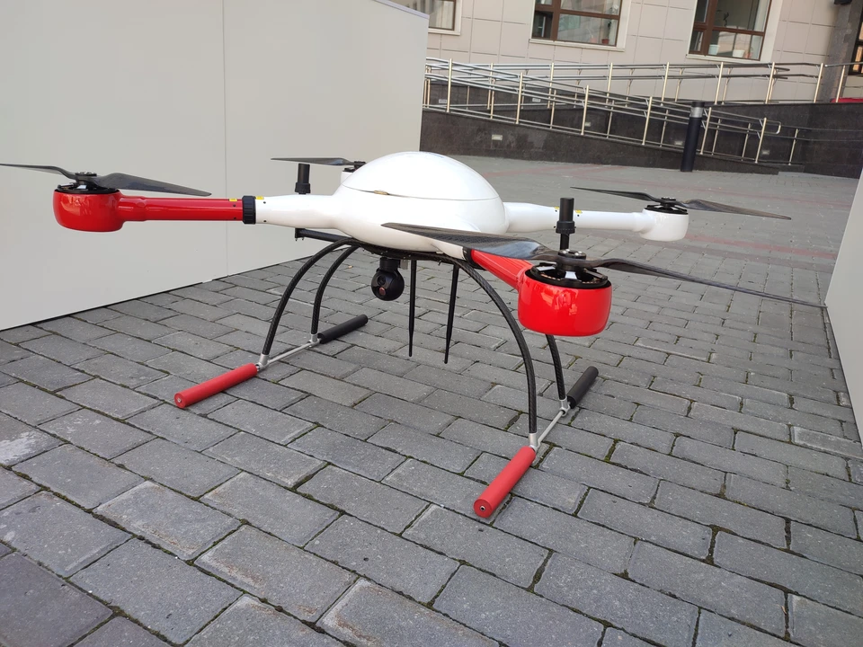 В небе над Россией дежурные средства ПВО перехватили и уничтожили 82 беспилотника.