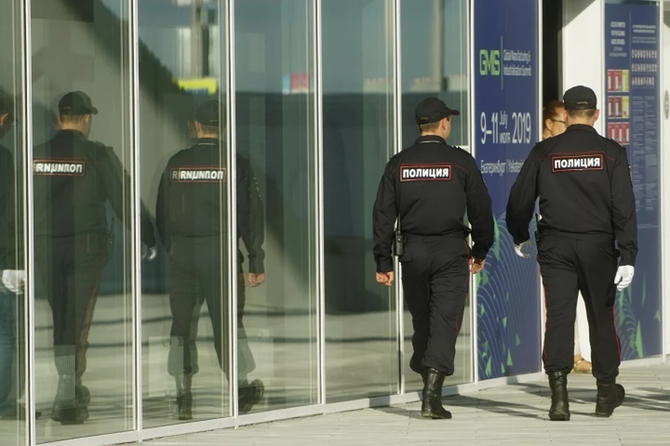 В Хабаровске задержаны грабители, похитившие рюкзак в парикмахерской