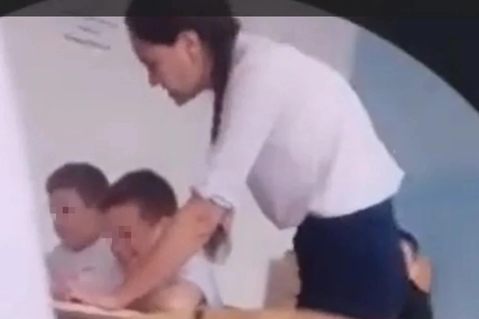 Учительницу отстранили от работы. Фото: Подслушано Троицк / vk.com